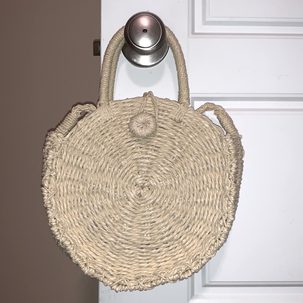 New straw woven bag